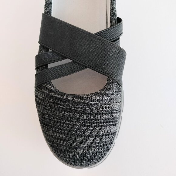 Cliffs White Mountain Felice Slip On Athleisure Flats 9.5 M Black Fabric - Picture 3 of 8